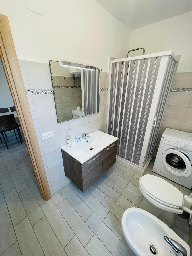 La Casa Di Nonna Attilia Apartment Fondi Bagian luar foto