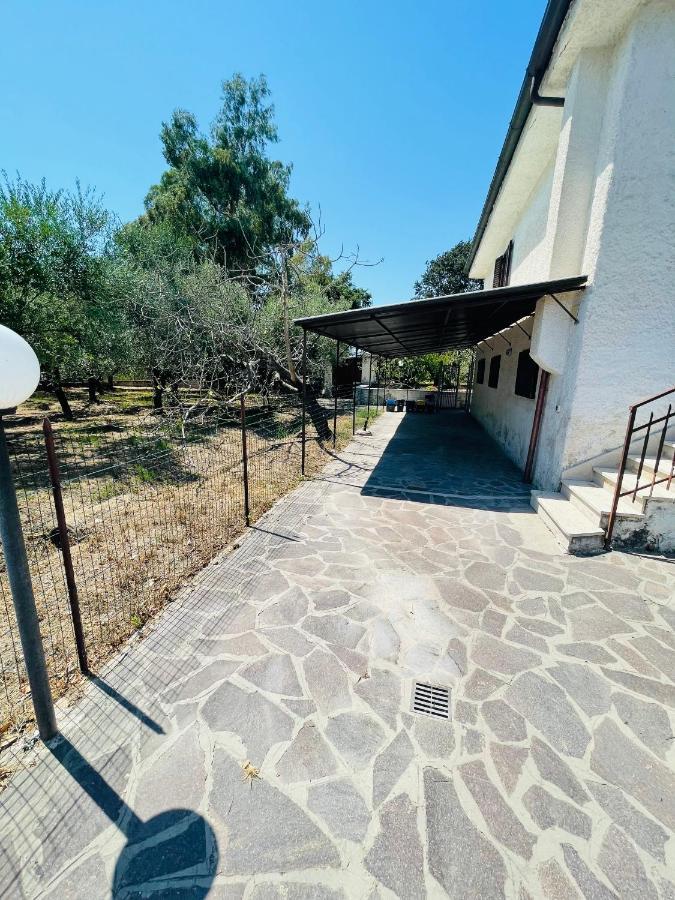 La Casa Di Nonna Attilia Apartment Fondi Bagian luar foto