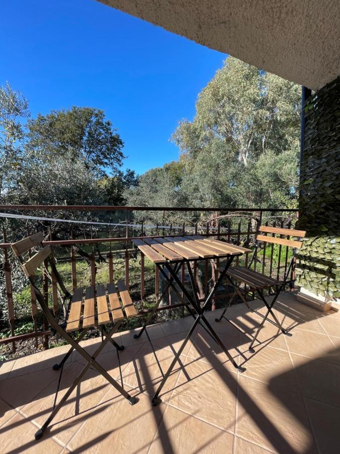 La Casa Di Nonna Attilia Apartment Fondi Bagian luar foto