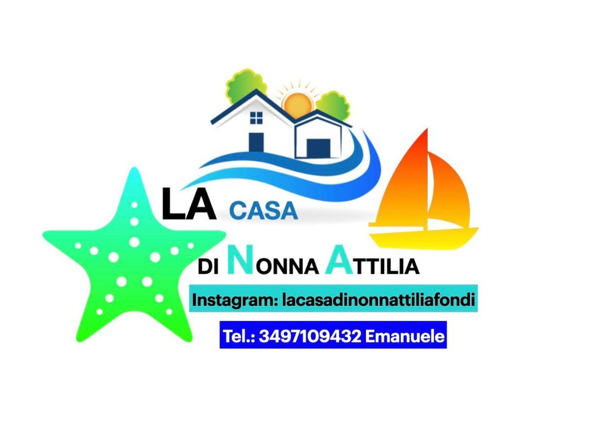 La Casa Di Nonna Attilia Apartment Fondi Bagian luar foto